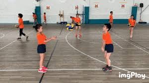 棒球博弈论解析投手在两好球后投出近身球的战略威慑力